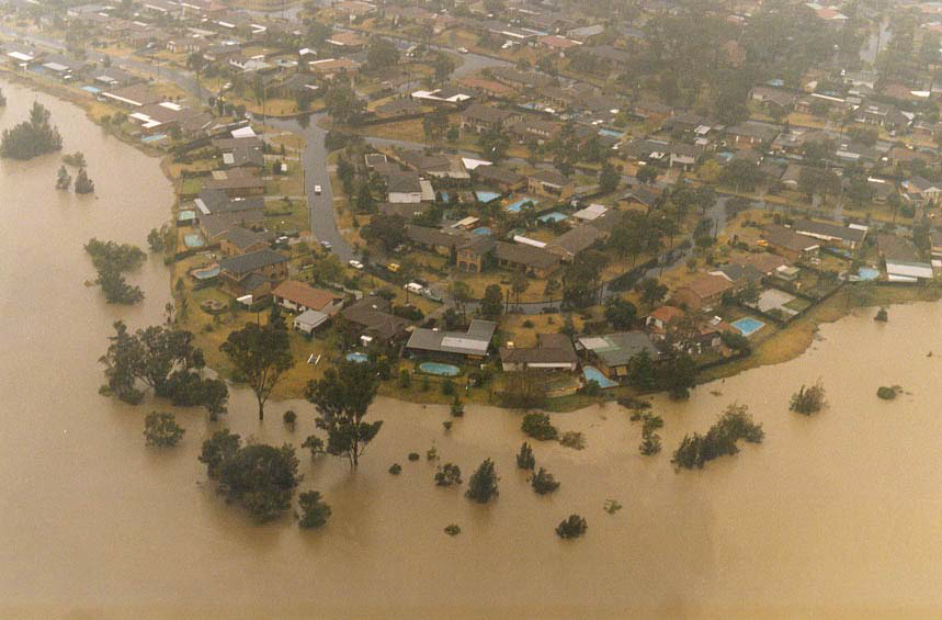 Chipping Norton in the 1986 flood