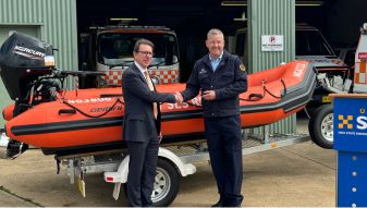 NSW SES WAGGA WAGGA UNIT RECEIVES NEW RESCUE BOAT